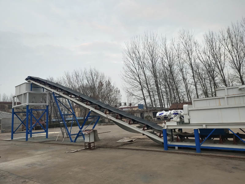 皮帶輸送機(jī)廠家報價 皮帶輸送機(jī)廠家報價